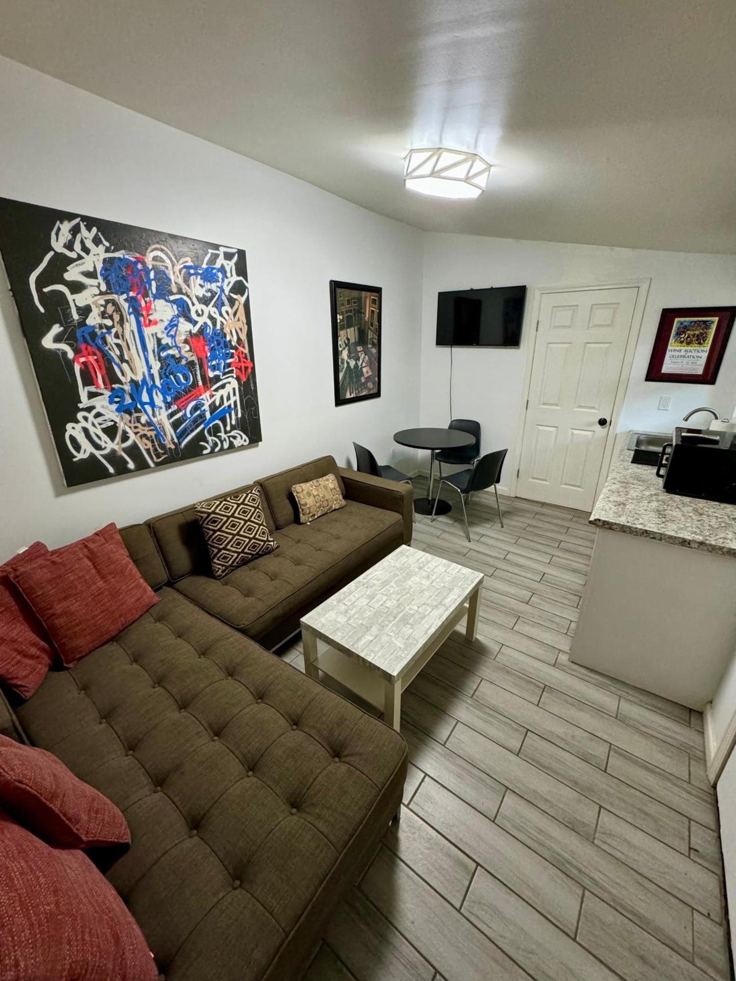 One Bedroom Apartment With Hot Tub 2 Blocks To Magazine Street 新奥尔良 外观 照片